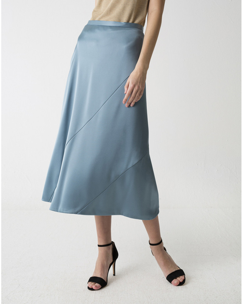 FALDA CAPA SATINADA