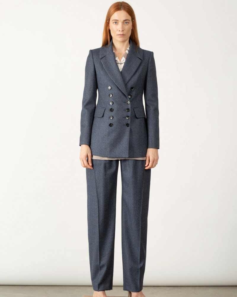 PANTALÓN PLIEGUES OBLICUOS