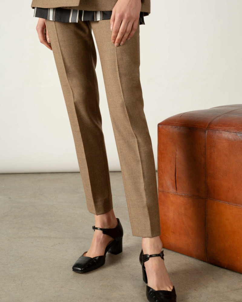 PANTALÓN CAMEL LANA VIRGEN